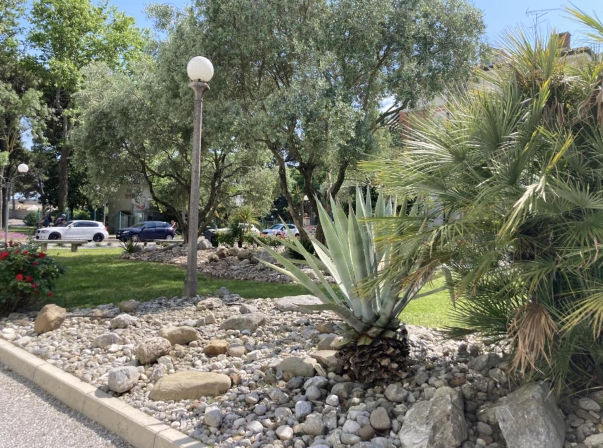 Villa Lisa - La Quiete E Il Profumo Del Mare Grado Exterior foto